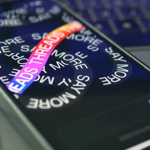 Threads App auf einem Smartphone